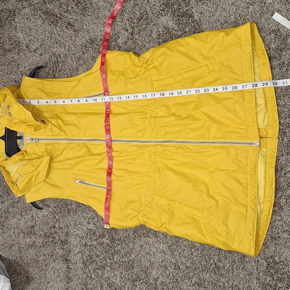 Athleta "Rockview" lined nylon hooded zipper vest - L - gold yellow - Picture 8 of 11